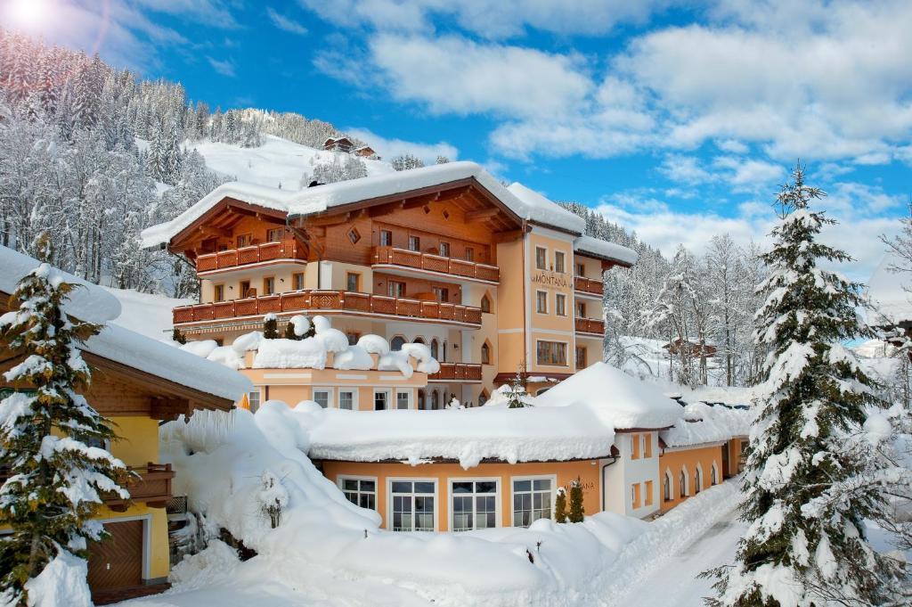 Wellness-Aparthotel Montana Kleinarl Exterior photo